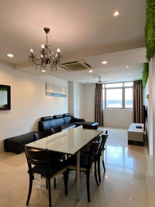 Spacious 3R,2R,Studio 5Min Walk To Time Square,Lalaport, Pool,Gym,Wifi Apartman Kuala Lumpur Kültér fotó