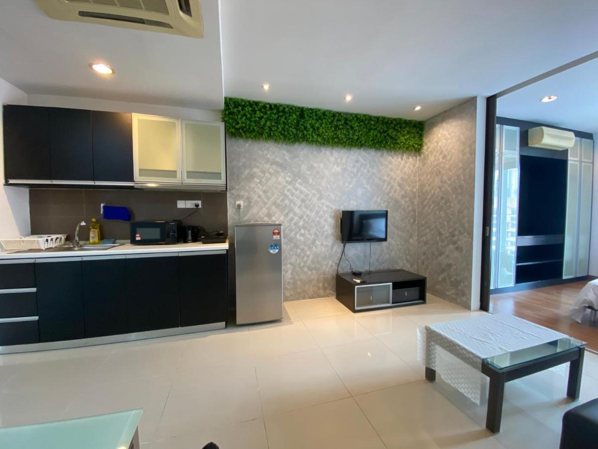 Spacious 3R,2R,Studio 5Min Walk To Time Square,Lalaport, Pool,Gym,Wifi Apartman Kuala Lumpur Kültér fotó